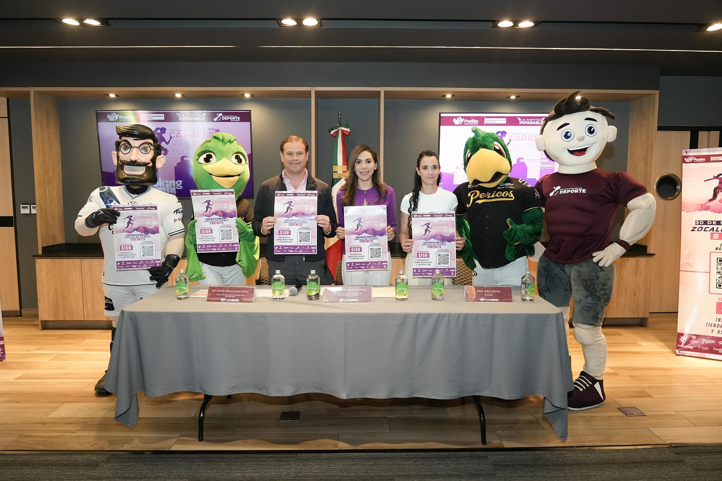 🏃‍♀️ @puebla_mujeres en conjunto con @deportepue, te invitan a la Carrera “Mujeres Imparables”. Los fondos recaudados por las inscripciones serán donados a dos fundaciones dedicadas al apoyo a las mujeres.

📆 30 de marzo.
⏰7:00 horas:
📍Zócalo de la Ciudad.
🎟️$150.00 pesos.
👟 5 y 10 kilómetros.
➡️ Inscríbete en el Instituto Municipal del Deporte: 25 sur esq.  Pte. 1301 Santa Cruz los Ángeles, Puebla, Pue. Tiendas Mistertennis o en www.asdeporte.com